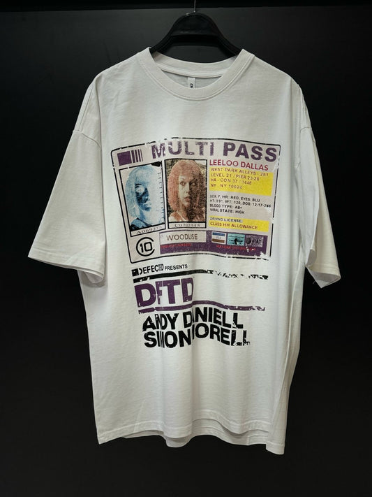 Leeloo Dallas Multipass Graphic Tee